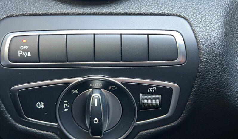 MERCEDES-BENZ C400 4MATIC AIRMATIC 2019 tot ecranul