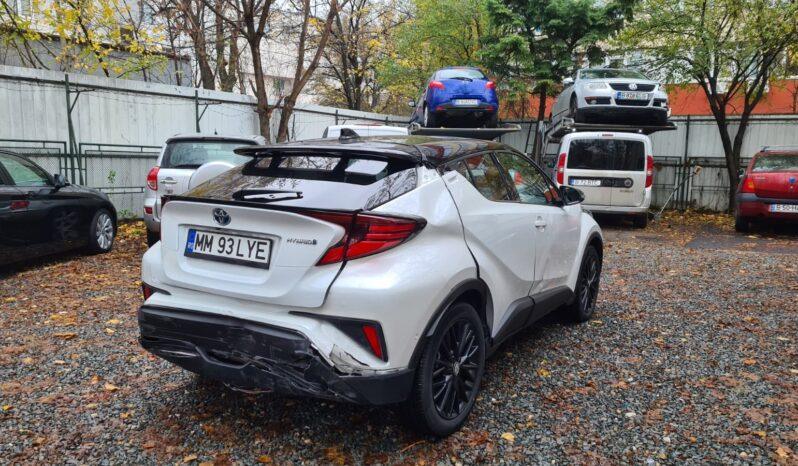 
Toyota CH-R 2022, 2.0 hibrid, km 12144 tot ecranul									