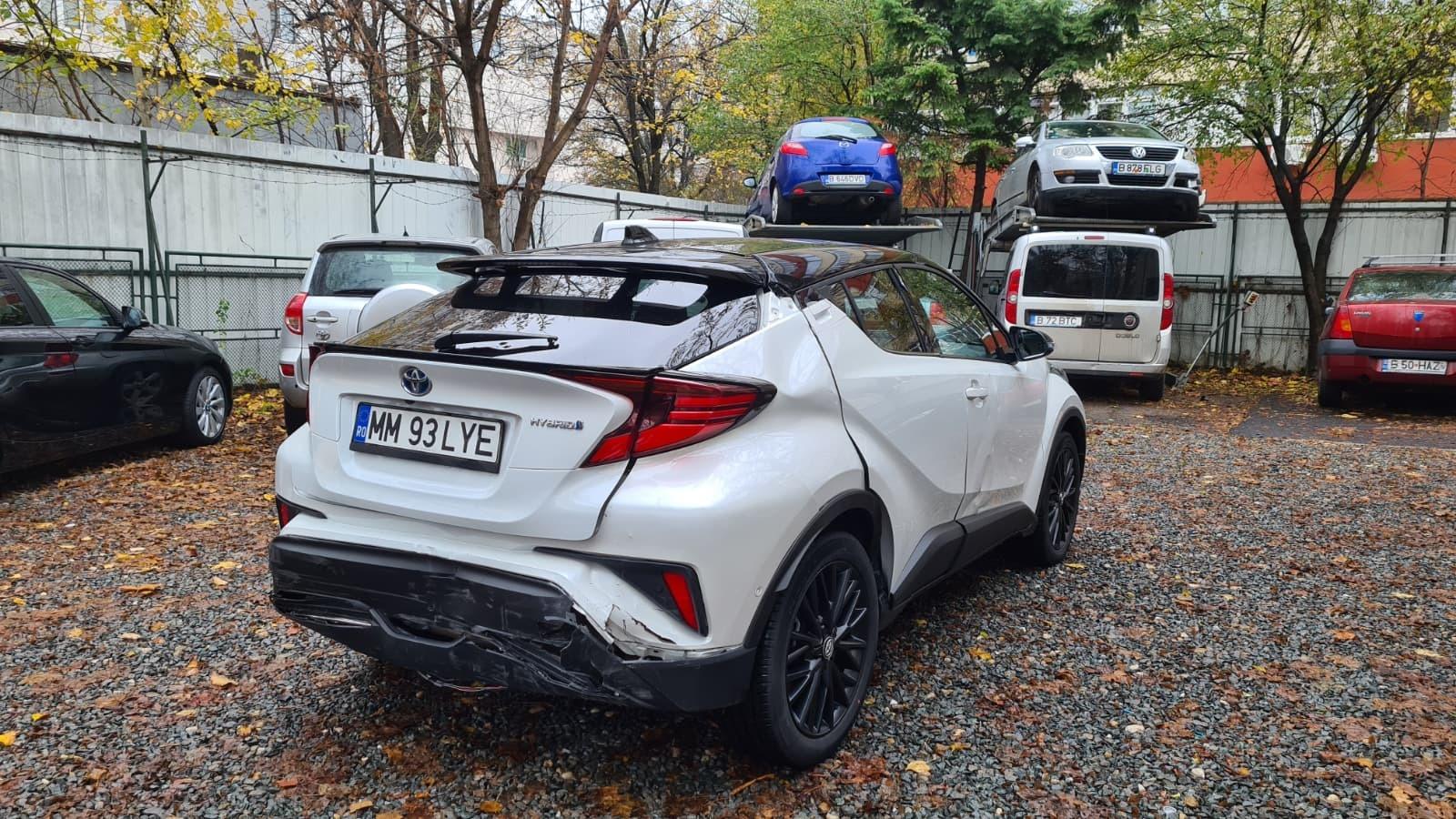 Toyota CH-R 2022, 2.0 hibrid, km 12144