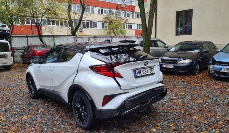 
Toyota CH-R 2022, 2.0 hibrid, km 12144 tot ecranul									