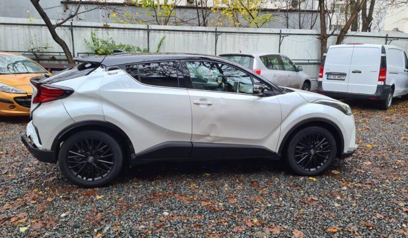 
Toyota CH-R 2022, 2.0 hibrid, km 12144 tot ecranul									
