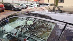 Toyota CH-R 2022, 2.0 hibrid, km 12144 tot ecranul