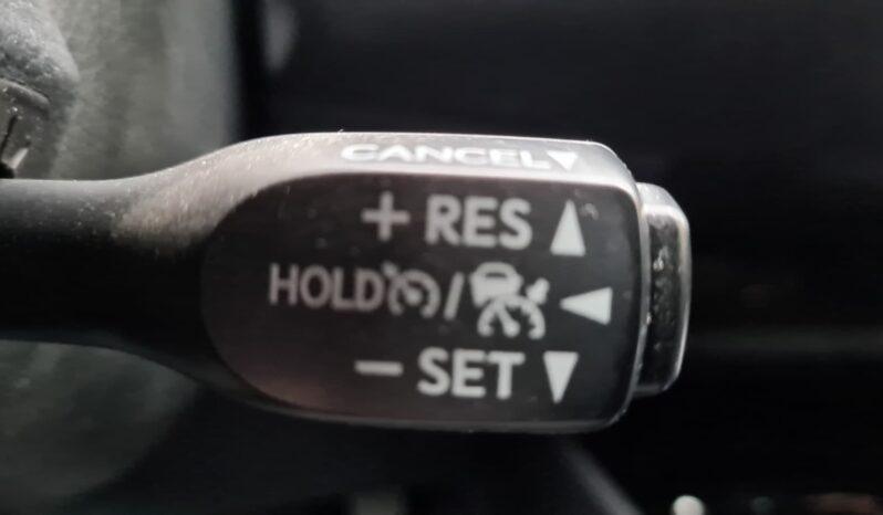 
Toyota CH-R 2022, 2.0 hibrid, km 12144 tot ecranul									