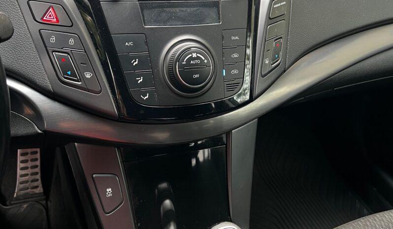 
Hyundai i40 2012, 1.7D, 136cp, 183498km tot ecranul									