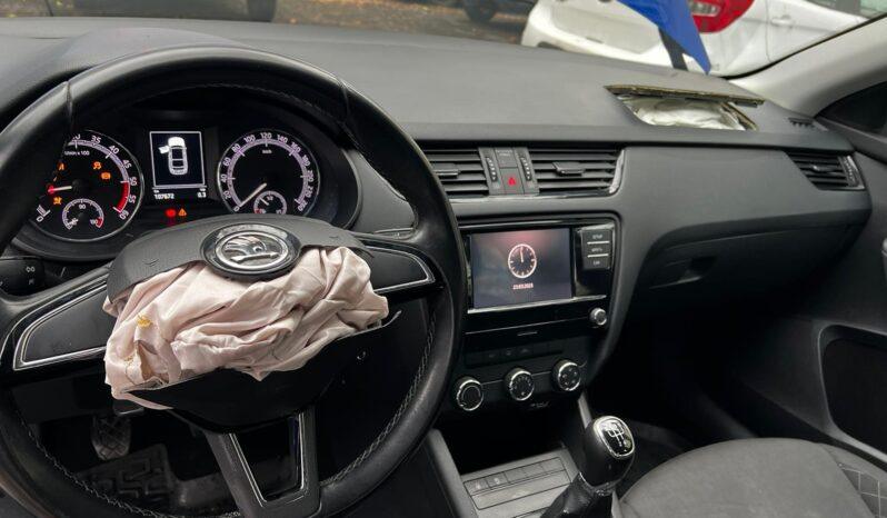 
Skoda Octavia 2019, 1.6D 115cp, 107672 km tot ecranul									