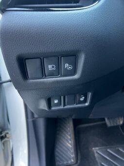 
										Toyota CH-R 2018, 1.8 hibrid, km 98778 tot ecranul									