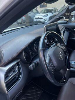 
										Toyota CH-R 2018, 1.8 hibrid, km 98778 tot ecranul									