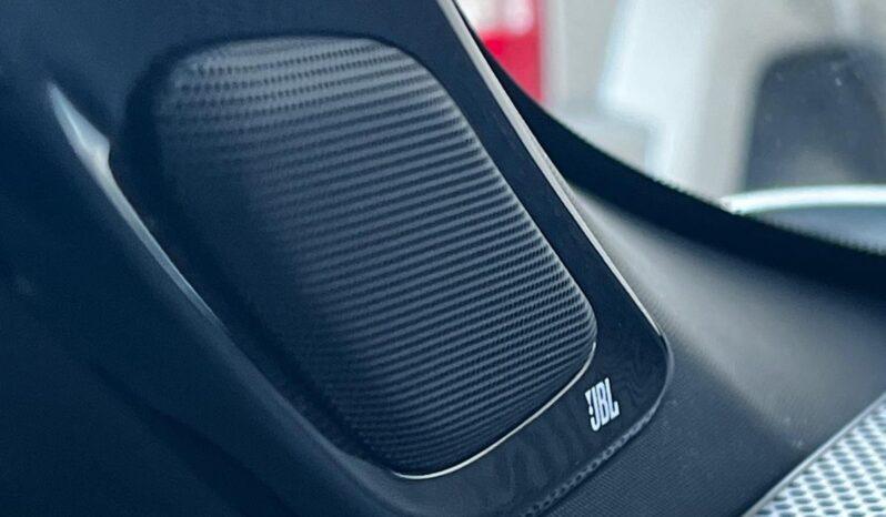 
								Toyota CH-R 2018, 1.8 hibrid, km 98778 tot ecranul									