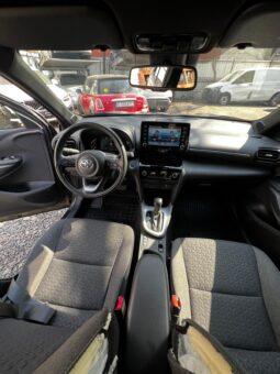 
										Toyota Yaris Cross, 2024 1.5HYB, km 26203 tot ecranul									