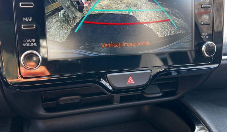 
								Toyota Yaris Cross, 2024 1.5HYB, km 26203 tot ecranul									