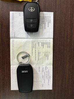 
										Toyota Yaris Cross, 2024 1.5HYB, km 26203 tot ecranul									