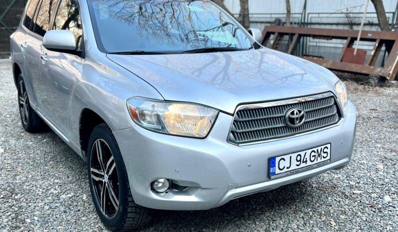 
								Toyota Highlander , 2009 3.3 Hibrid, 4×4, km 175164 tot ecranul									