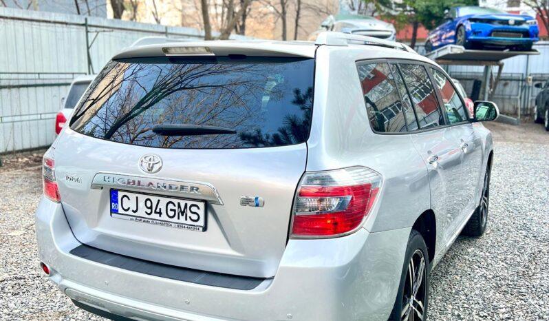 
								Toyota Highlander , 2009 3.3 Hibrid, 4×4, km 175164 tot ecranul									