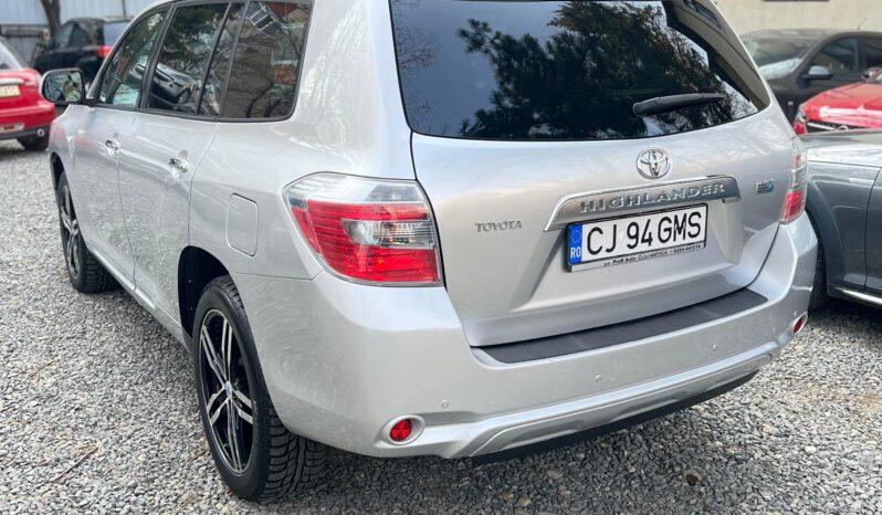 
								Toyota Highlander , 2009 3.3 Hibrid, 4×4, km 175164 tot ecranul									
