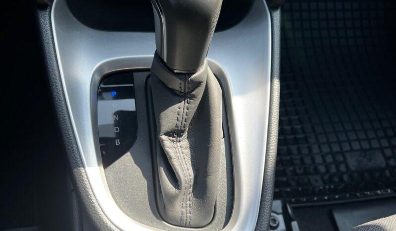 
								Toyota Yaris Cross, 2024 1.5HYB, km 26203 tot ecranul									