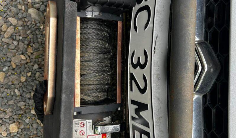 
								Suzuki Grand Vitara, an 2000, 2.5 benzina tractiune integrala km 258874, cutie manuala tot ecranul									