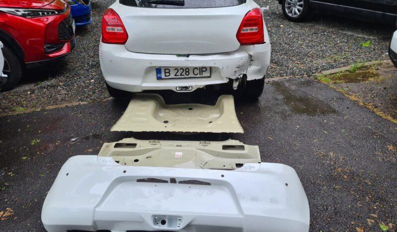 
								Suzuki Swift , an 2021, 1.2 hibrid, manual, km 76168 tot ecranul									