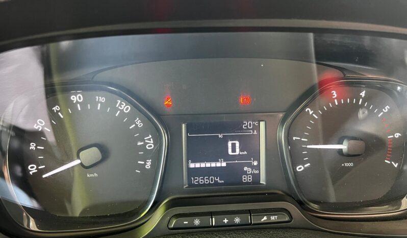 
								Toyota Proace, 2018, 2.0 diesel, manuala km 126604 tot ecranul									