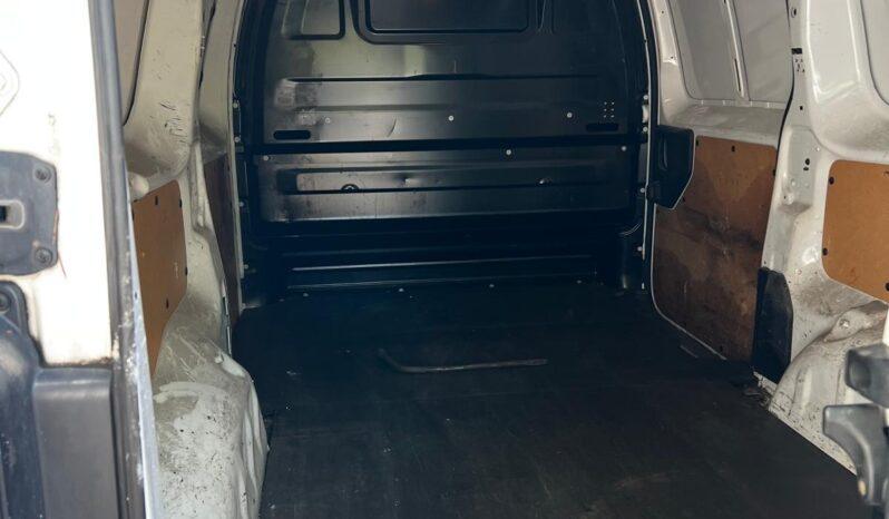 
								Toyota Proace, 2018, 2.0 diesel, manuala km 126604 tot ecranul									