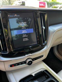 
										Volvo XC60 T8 Twin Engine 2019 2.0 plug in hybrid 93869 km tot ecranul									