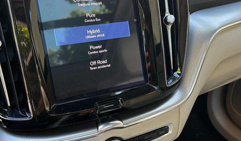 
								Volvo XC60 T8 Twin Engine 2019 2.0 plug in hybrid 93869 km tot ecranul									