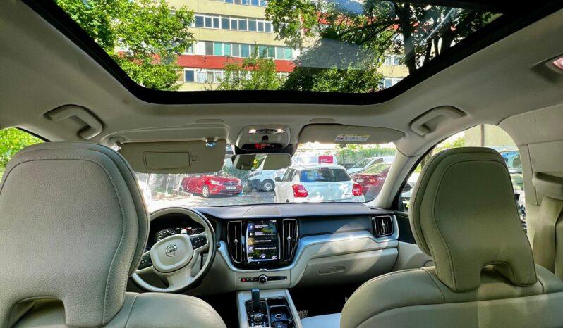 
								Volvo XC60 T8 Twin Engine 2019 2.0 plug in hybrid 93869 km tot ecranul									
