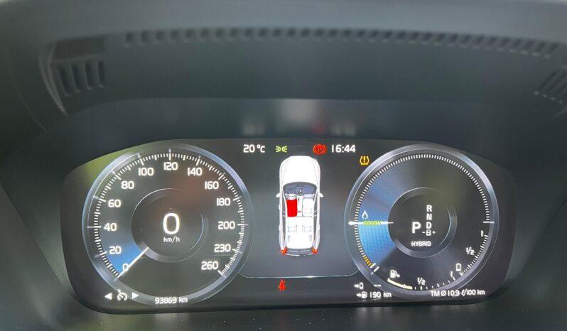 
								Volvo XC60 T8 Twin Engine 2019 2.0 plug in hybrid 93869 km tot ecranul									