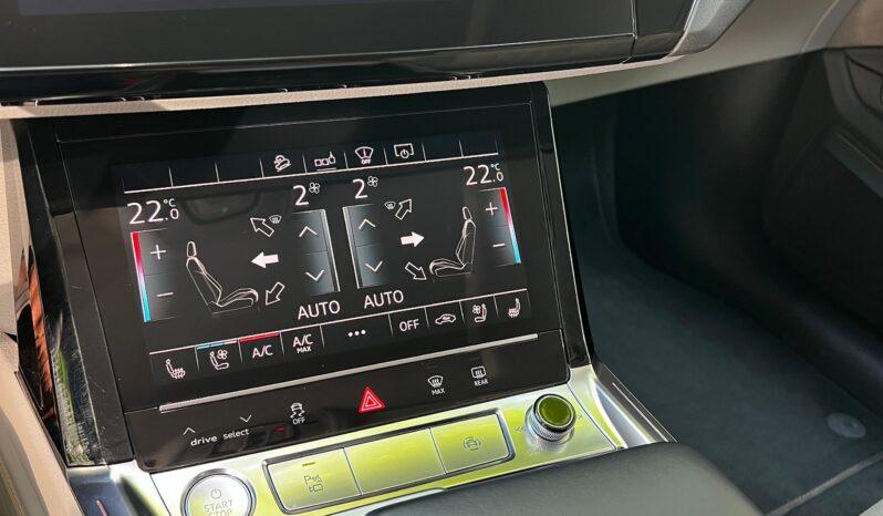 
Audi E-tron 55 Sportback 2020, 36103 km detalii pe autoavariat-ro tot ecranul									