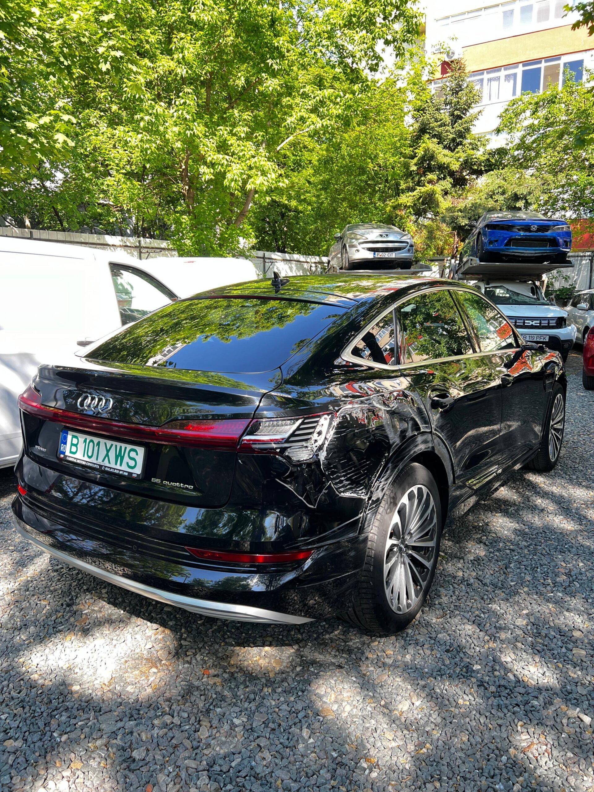 Audi E-tron 55 Sportback 2020, 36103 km detalii pe autoavariat-ro