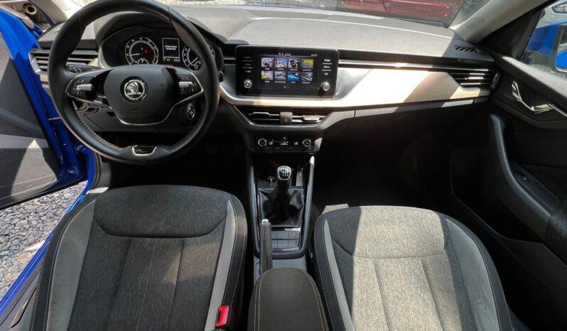 
Skoda Scala 2023, 1.0 benzina, km 84428 tot ecranul									