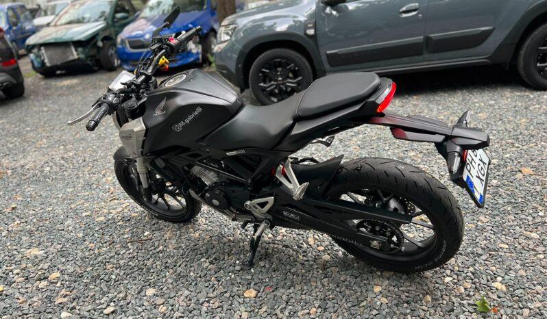 
Honda CBF125, 2018, 9788 km tot ecranul									