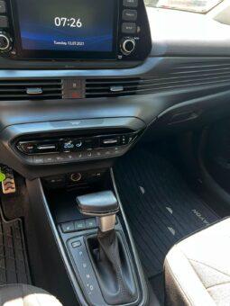 Hyundai Bayon 2022 1.0 M-HIBRID, KM 49883 tot ecranul