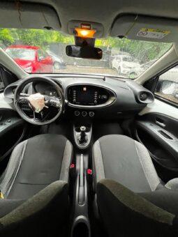 
Toyota Aygo X 2022, 1.0 benzina+gpl , km 129015 tot ecranul									