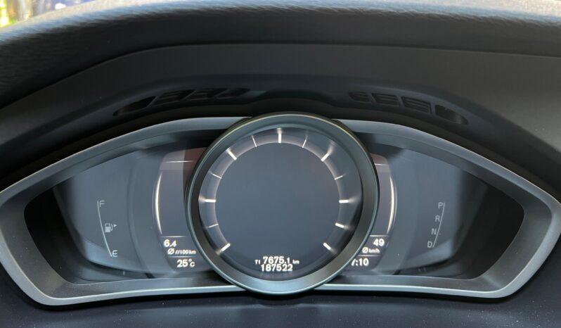 
Volvo V40 2019 2.0 diesel, km 187522 tot ecranul									