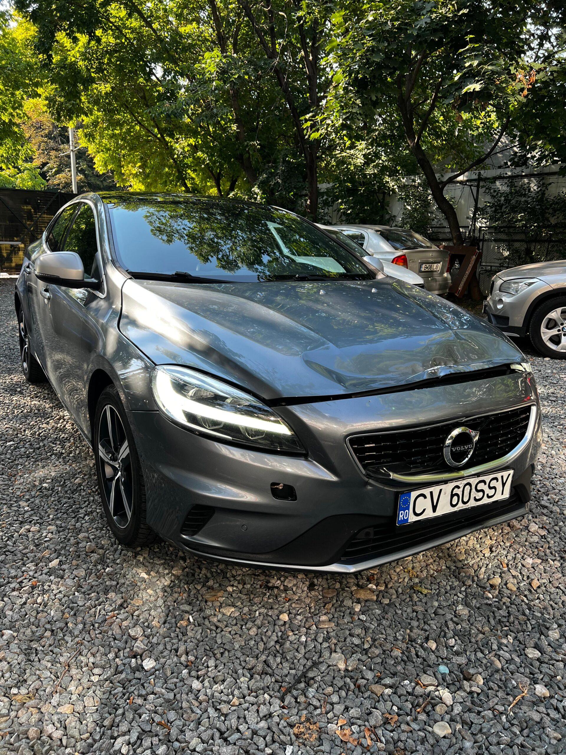 Volvo V40 2019 2.0 diesel, km 187522