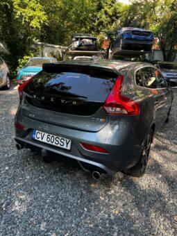 
Volvo V40 2019 2.0 diesel, km 187522 tot ecranul									