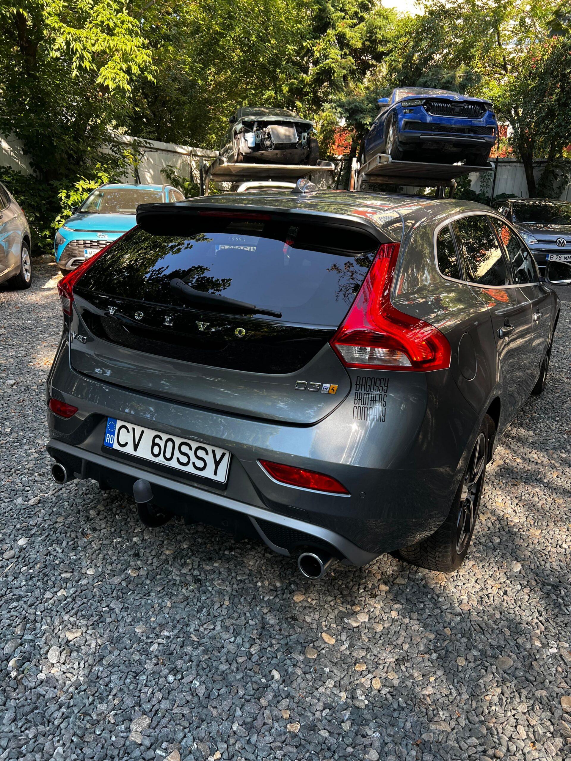Volvo V40 2019 2.0 diesel, km 187522