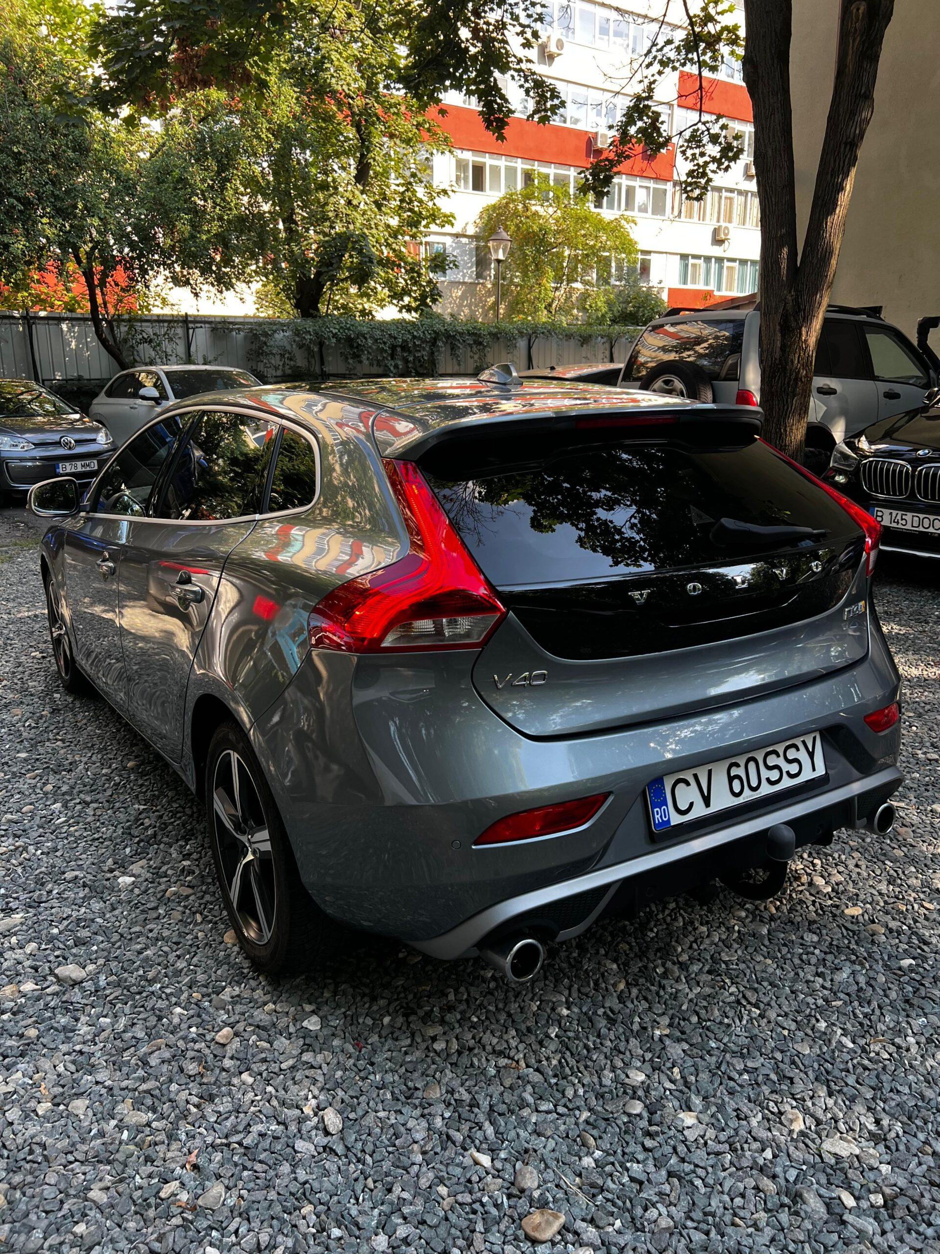 Volvo V40 2019 2.0 diesel, km 187522