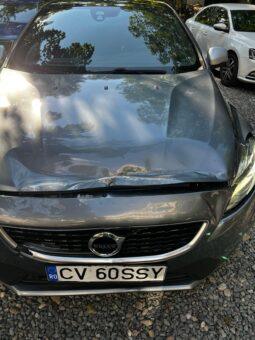 
Volvo V40 2019 2.0 diesel, km 187522 tot ecranul									