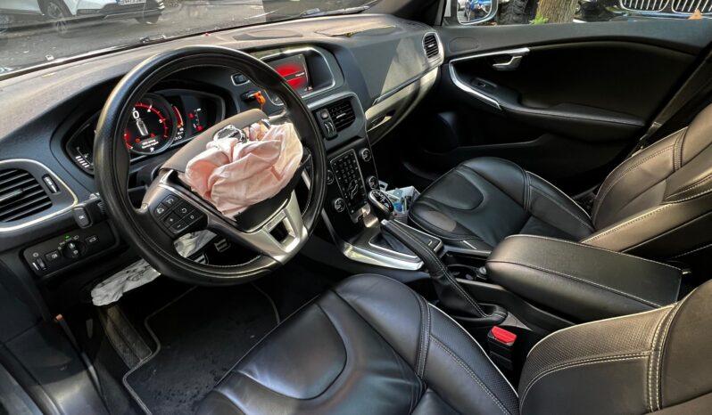 
Volvo V40 2019 2.0 diesel, km 187522 tot ecranul									