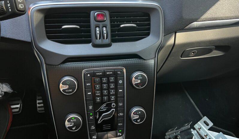 
Volvo V40 2019 2.0 diesel, km 187522 tot ecranul									