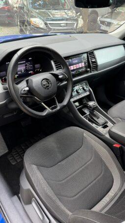 
Skoda Kodiaq 2022, 1.5 benzina automat, km 52843 tot ecranul									