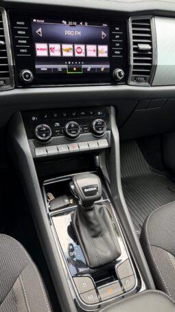 
Skoda Kodiaq 2022, 1.5 benzina automat, km 52843 tot ecranul									